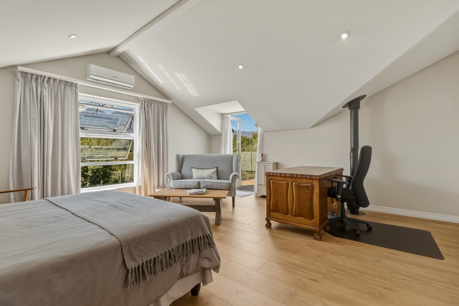 4 Bedroom Property for Sale in Erinvale Golf Estate Western Cape